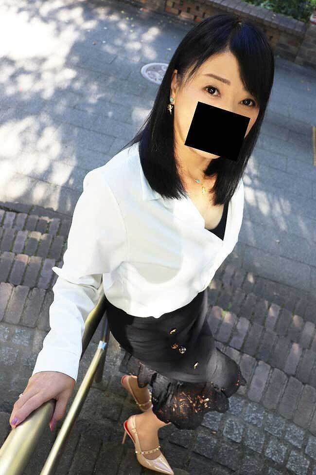 東海店りこ(55歳)