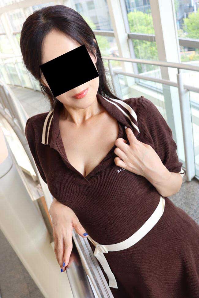 東海店なみ(45歳)